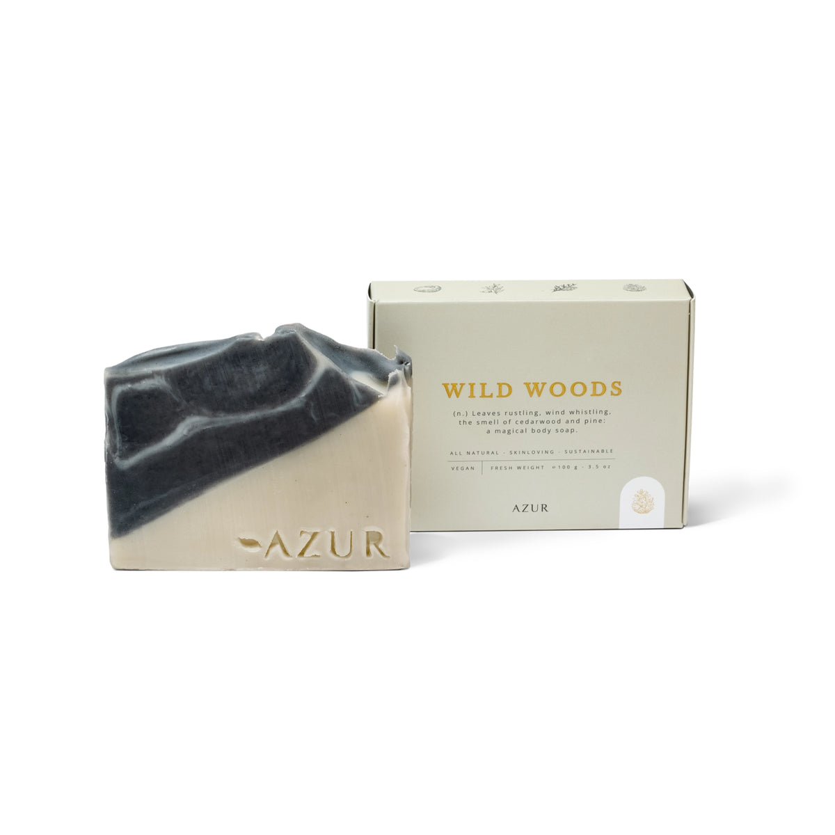 De Azur Wild Woods Natuurlijke Zeep Bar, van Azur, heeft een half crèmekleurig, half donkergrijs golvend ontwerp en een minimale uitstraling. Het wordt geleverd in een beige doos met duurzame verpakkingen voor een elegante, natuurlijke touch.