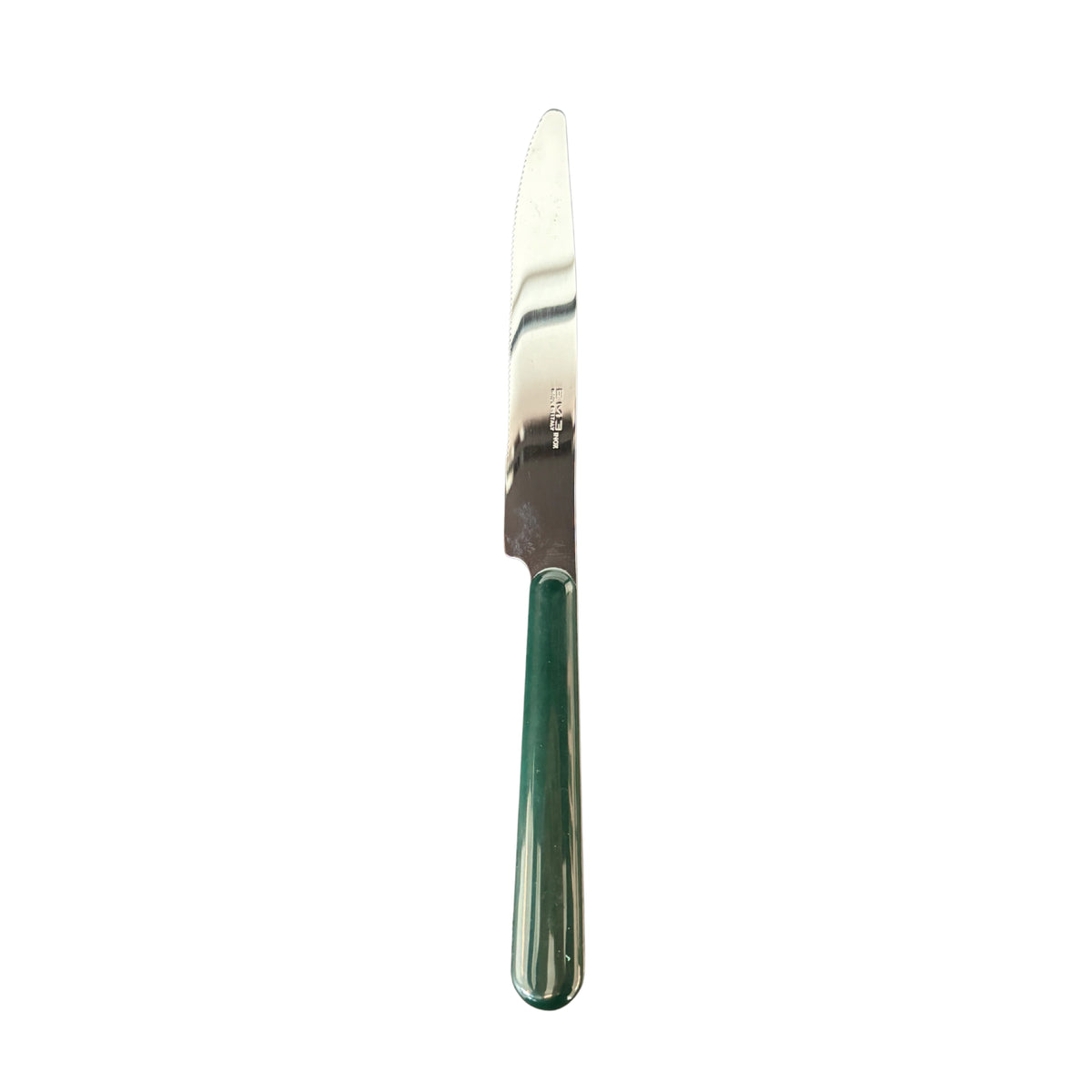 De EME Brio Tafelmes Groen, een roestvrijstalen botermes met een groen handvat, is verticaal afgebeeld op een witte achtergrond. Dit Italiaanse ontwerp van EME is vaatwasbestendig voor eenvoudig schoonmaken.