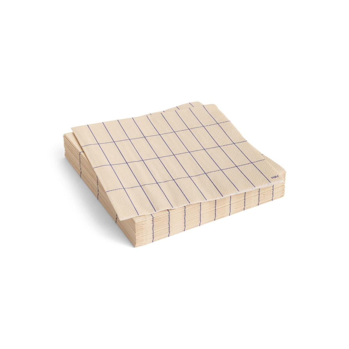 Een stapel Hay Pattern papieren servetten in gebroken wit met een blauw rasterontwerp (33/33), netjes gerangschikt op een witte achtergrond.