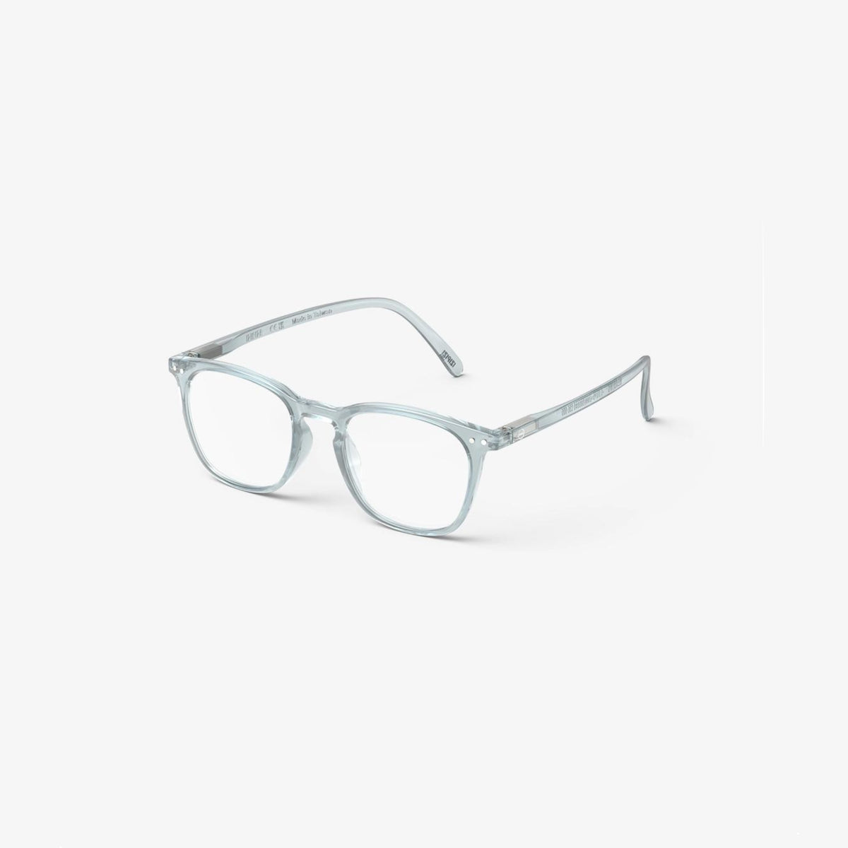 De Izipizi Leesbril #E Frozen Blue van Izipizi heeft heldere, rechthoekige lenzen met licht afgeronde hoeken en een transparant montuur, dat een moderne, minimalistische stijl biedt - perfect voor presbyopie. Weergegeven op een witte achtergrond.