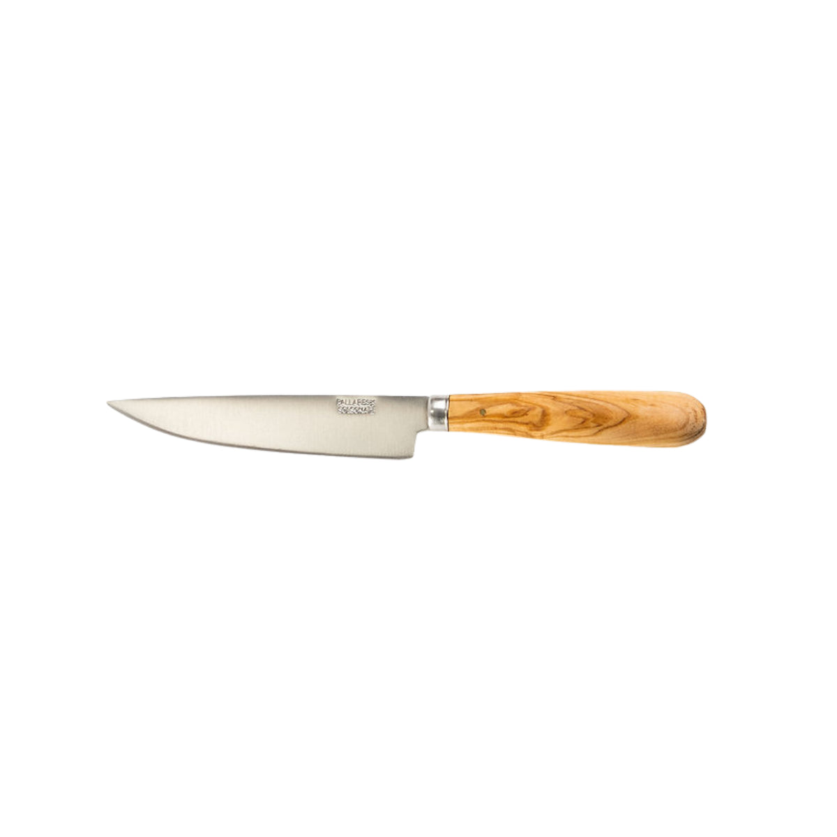 Het Pallares Solsona Mes Olijfhout 12 cm is een handgemaakt keukenmes van Pallares Solsona met een roestvrijstalen lemmet en een lichtbruine olijfhouten handgreep, geïsoleerd op een witte achtergrond.