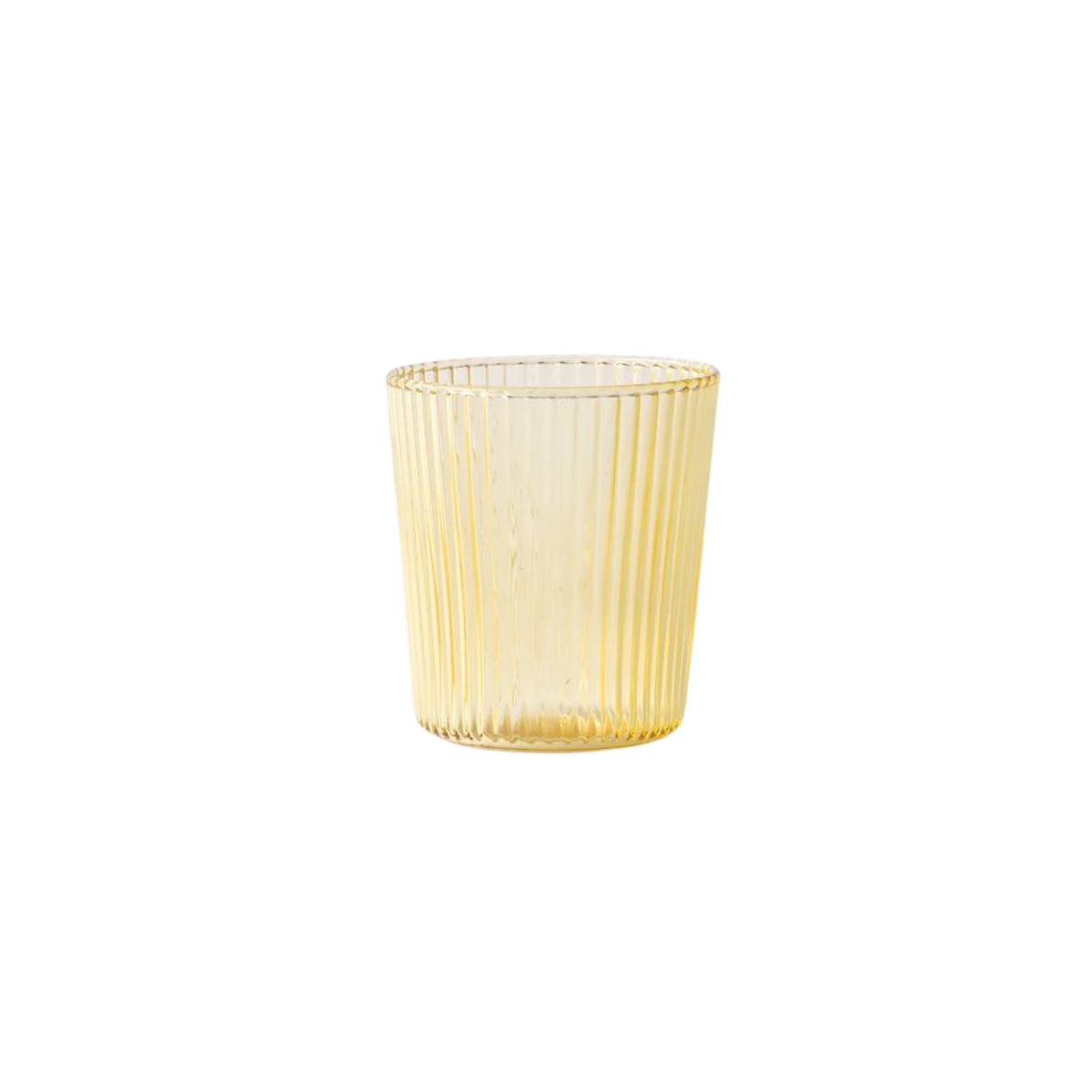 De Paveau Waterglas Cable Yellow van Paveau heeft een transparant, lichtgeel ontwerp met verticale ribbels en duurzaam glas, en is een stijlvolle toevoeging aan je tafel.