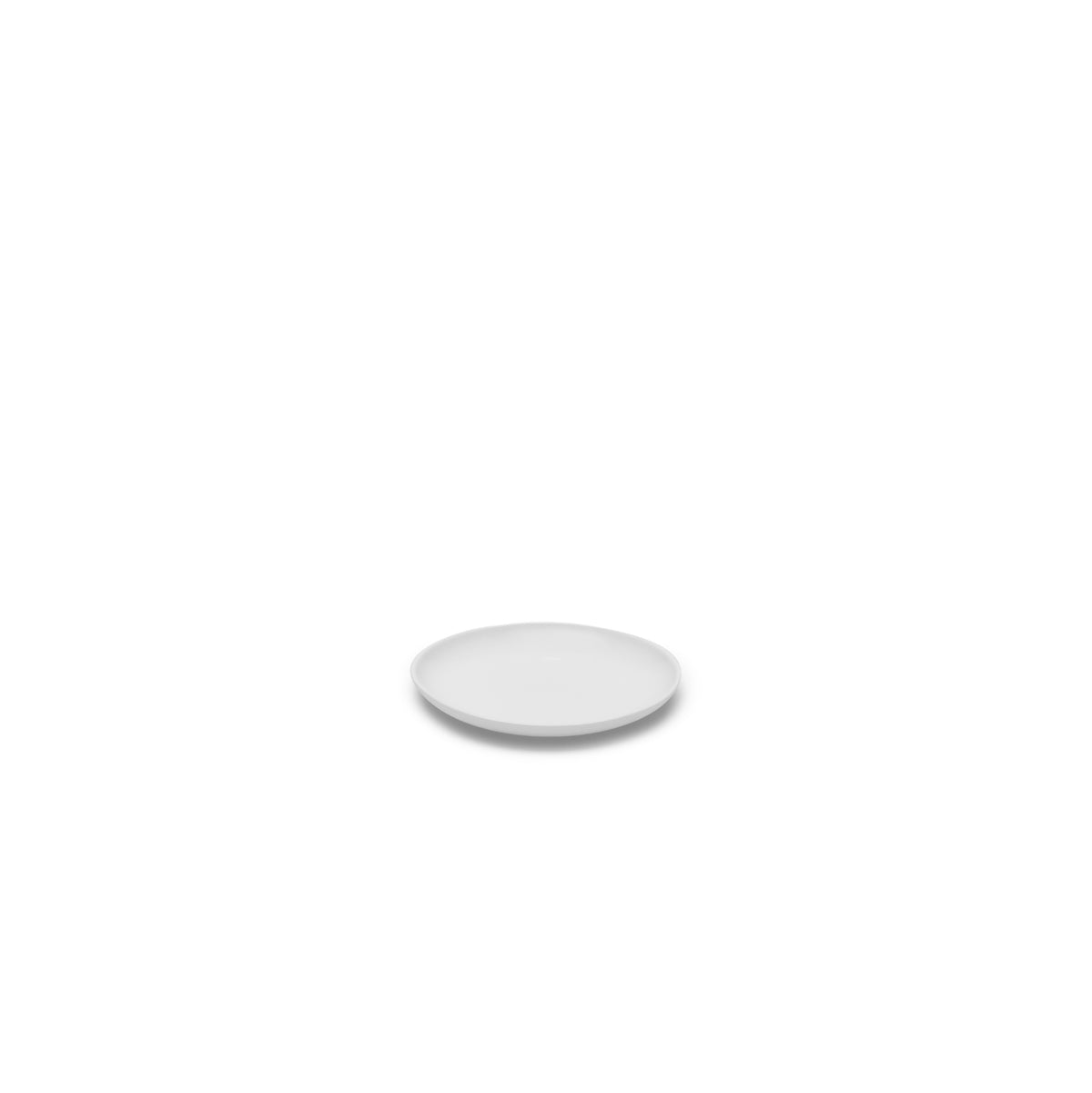 De Serax Base Laag Bord D12, een eenvoudig wit keramisch bord van Serax, is gecentreerd op een witte achtergrond voor een strakke, minimale uitstraling.