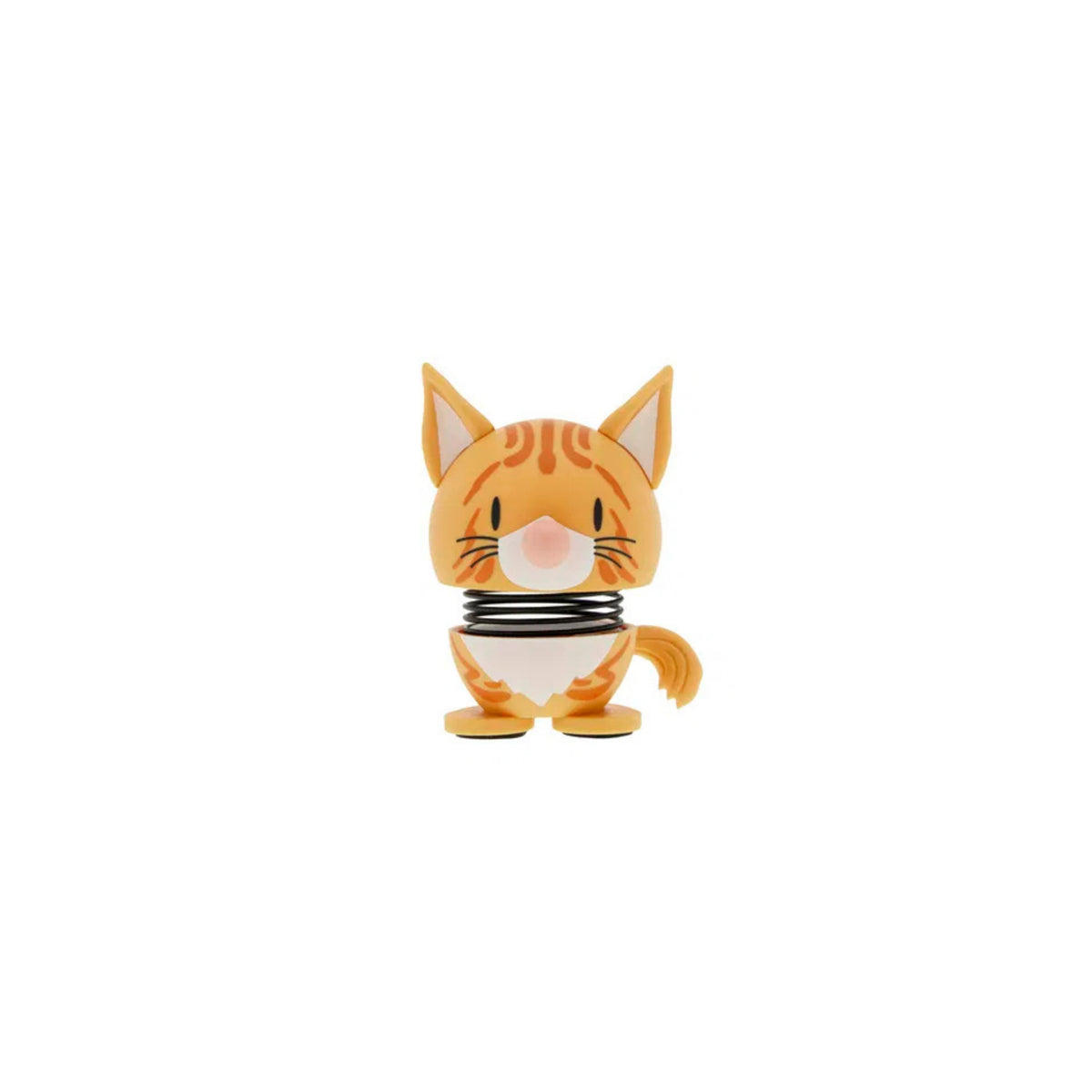 De Hoptimist Tijgerkat Oranje XS van Hoptimist is een klein, cartoonachtig figuurtje met strepen, grote oren en een roze neus - perfect als oranje decoratie of als cadeautje voor kattenliefhebbers.