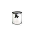 De Alessi Gianni Voorraadpot Zwart 70 cl van Alessi heeft helder glas, een zwart deksel en een speels zwart figuurtje binnenin onder het deksel. Het minimalistische ontwerp steekt af tegen een witte achtergrond en weerspiegelt de stijlvolle Italiaanse flair van de voorraadpot.