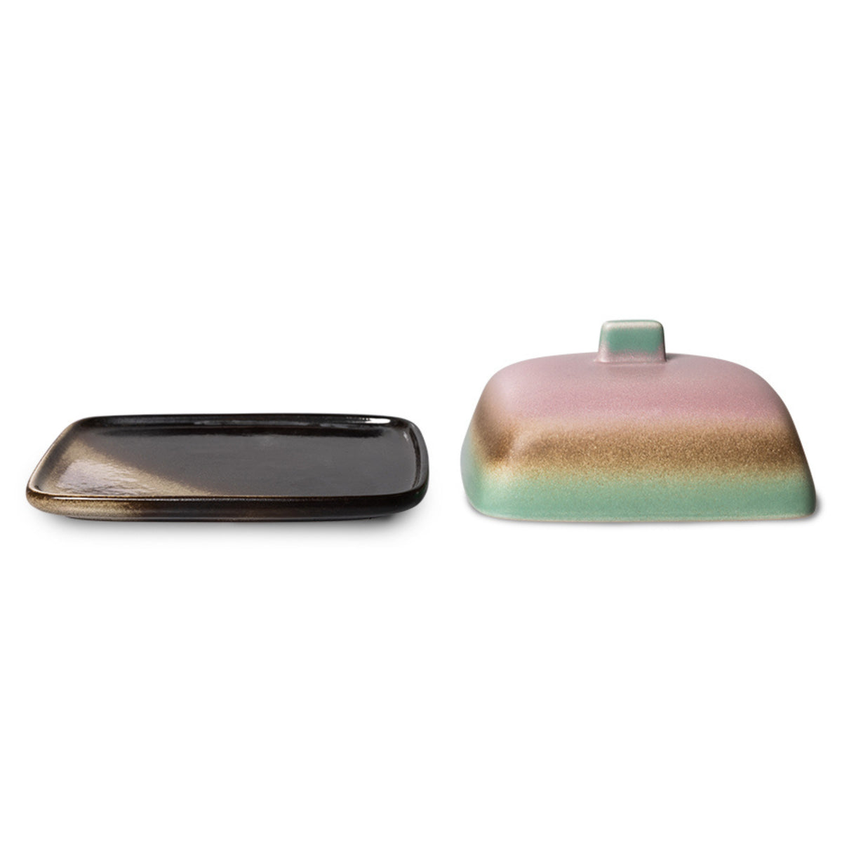 Het HK Living 70s Ceramics Botervlootje Mercury heeft een donkerbruine basis en pastelkleurig ombre deksel in roze, beige en groen - een ideale retro touch voor je serviescollectie.