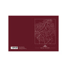 De Matriks Postkaart Antwerpen Berchem Dubbel A6 heeft een kastanjebruine omslag met een witte kaart van Berchem, Antwerpen, stadswapen en barcode. Ideaal voor wenskaarten of fans van Antwerpse gebouwen. Merk: Matriks.