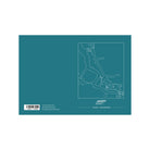 De Matriks Postkaart Antwerpen Haven Dubbel A6 heeft een groenblauwe omslag met rechts een minimalistische witte kaart van de haven van Antwerpen. Op de linkerkant staat tekst, contactgegevens en een streepjescode - ideaal voor Matriks fans of verzamelaars van ansichtkaarten met een Antwerps thema.