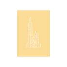 De Matriks Postkaart Antwerpen Monumenten Kathedraal Dubbel A6 heeft een minimalistische lijntekening van een Antwerpse kathedraal in gotische stijl op lichtgeel, met witte contouren en hoge torenspitsen - ideaal voor wenskaarten. Merk: Matriks.