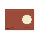 De Matriks JL Postkaart Lots Of Love Dubbel van Matriks heeft een grote crèmekleurige cirkel aan de rechterkant en "LOTS OF LOVE" eronder, ontworpen in grafisch ontwerpstijl. Linksonder staan contactgegevens en een barcode.