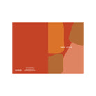De Matriks JL Postkaart New Home Dubbel heeft abstracte oranje en bruine vormen met "NEW HOME" op de hoes. De achterkant heeft een barcode, URL en twee e-mailadressen in wit. Perfect voor ansichtkaartencollecties van Matriks.