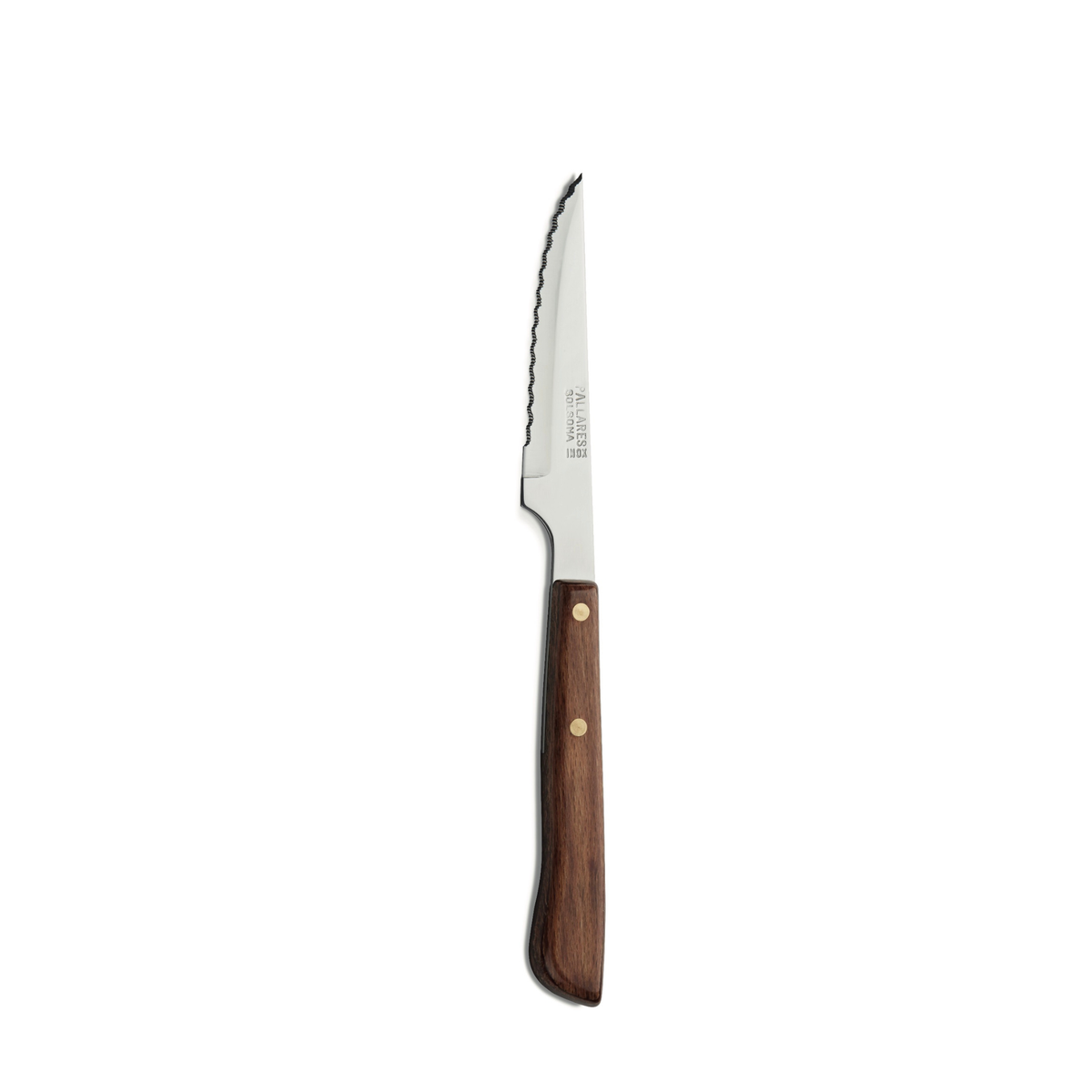 De Pallares Solsona Steakmes Palmadera 9 cm heeft een gekarteld roestvrijstalen lemmet en een donker palmaderahouten handvat. Gefotografeerd op een witte achtergrond.
