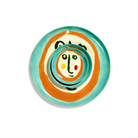 Het Serax Feast Ottolenghi Serveerbord Face N°2 D35 is een groot keramisch serveerbord, beschilderd met een kleurrijk, abstract gezicht in levendige groene, rode, gele en turquoise tinten. Geïnspireerd door de levendige esthetiek van Yotam Ottolenghi voor Serax, geeft dit expressieve serveerbord uw tafelaankleding een artistieke uitstraling.