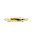 Een rond, ondiep keramisch serveerbord met een abstract, kleurrijk ontwerp van oranje, gele, zwarte en groene vormen op een witte achtergrond — het Serax Feast Ottolenghi Serveerbord Face N°1 D35 is een levendig stuk uit de collectie die in samenwerking met Yotam Ottolenghi is ontworpen.