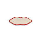 De Serax Wouters & Hendrix Lippen Schalen 3 st. set bestaat uit keramische borden in de vorm van lippen, met een crèmekleurig oppervlak en een roodgerand ontwerp van Serax, afgebeeld op een witte achtergrond.